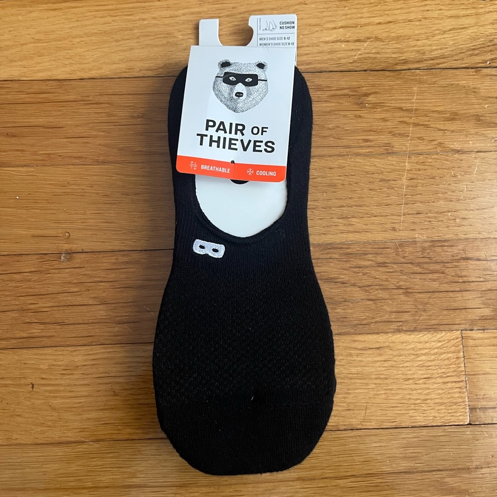 Pair of Thieves -Black No Show Socks